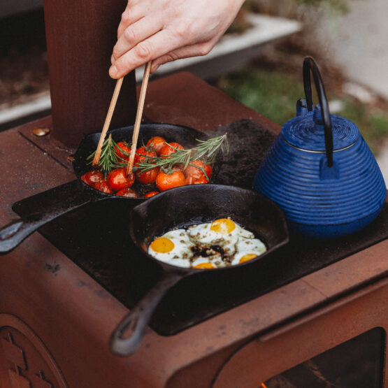 GrillSymbol puulämmitteinen takka-uuni Amigo. Erikoistarjous!